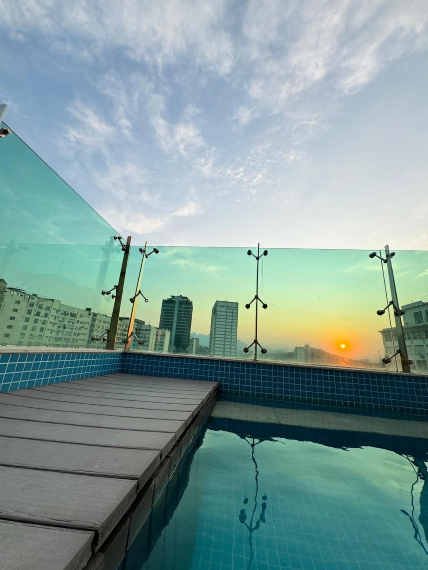 Apto Com Piscina Prox Ao Museu Do Amanha E Consulado Americano *